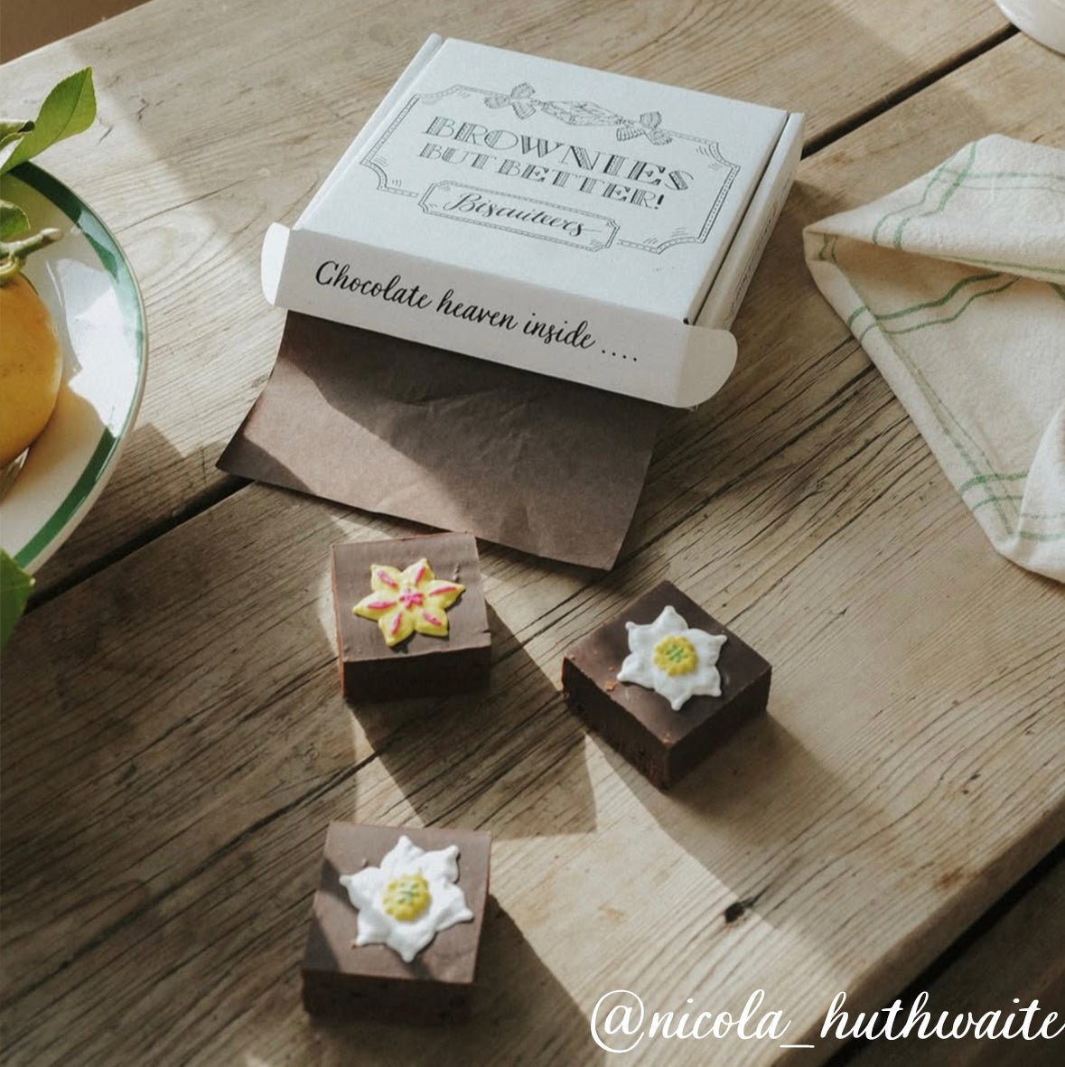 Bouquet Brownies - Biscuiteers