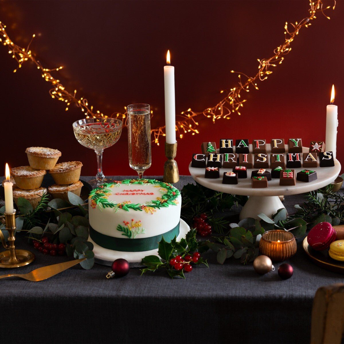 Christmas Holly Cake - Biscuiteers