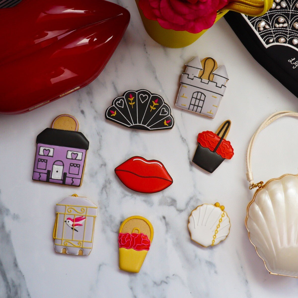 Lulu Guinness X Biscuiteers Fashion Biscuit Tin - Biscuiteers