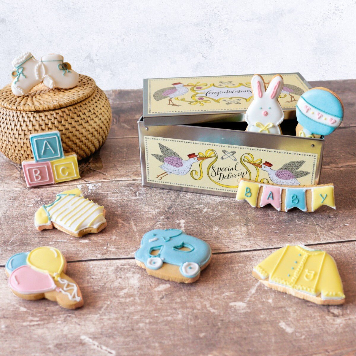 New Baby Luxury Gift Box - Biscuiteers