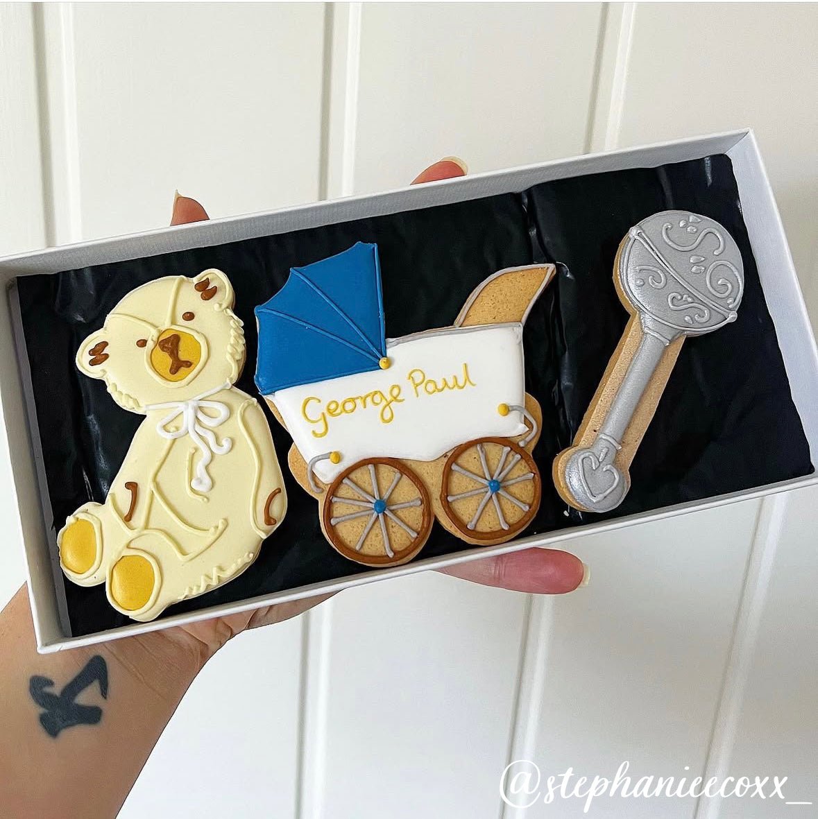 New Baby Mini Tea Gift Box - Biscuiteers