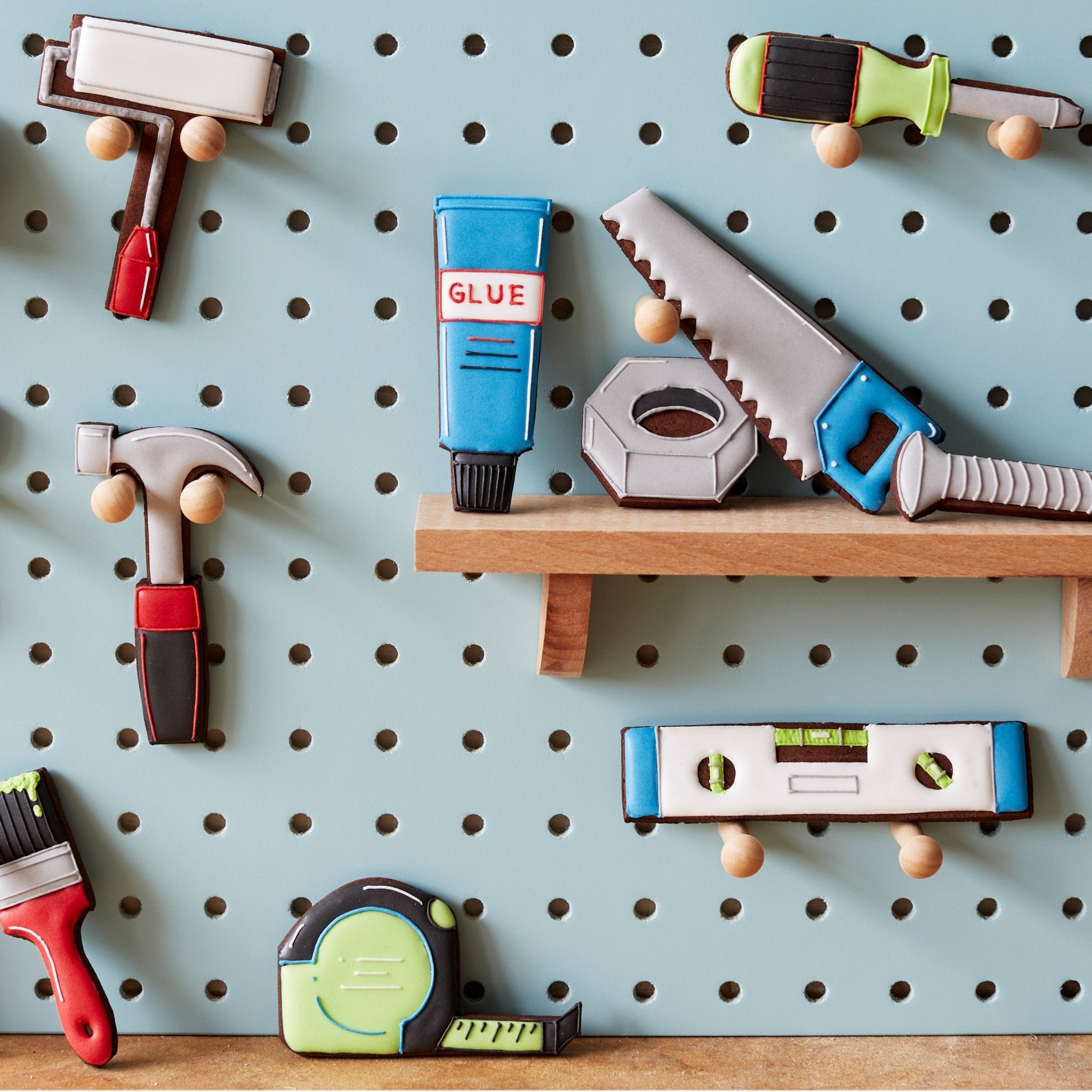 Tool Kit Biscuit Tin - Biscuiteers