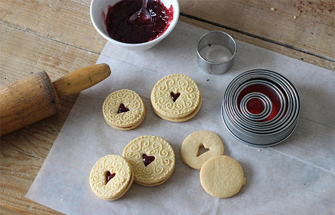 Biscuiteers jammy dodger biscuit recipe - Biscuiteers
