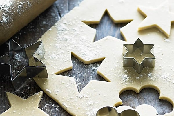 Easy Vanilla Biscuit Recipe - Biscuiteers