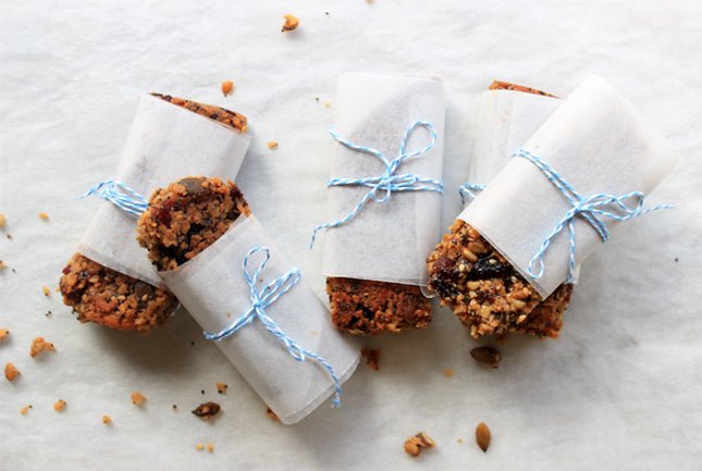Gluten-free oat, seed and honey granola bar recipe - Biscuiteers