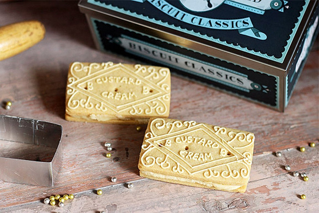 Homemade Custard Creams Biscuit Recipe - Biscuiteers