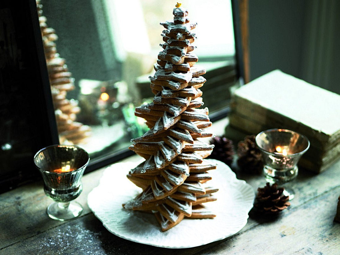 How to make your own biscuit christmas tree - edible Christmas gifts - Biscuiteers