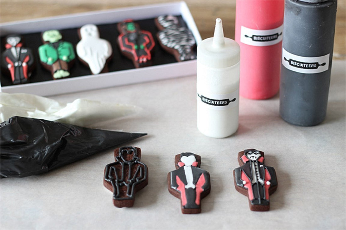Learn to ice | Dracula Halloween iced biscuits - Biscuiteers