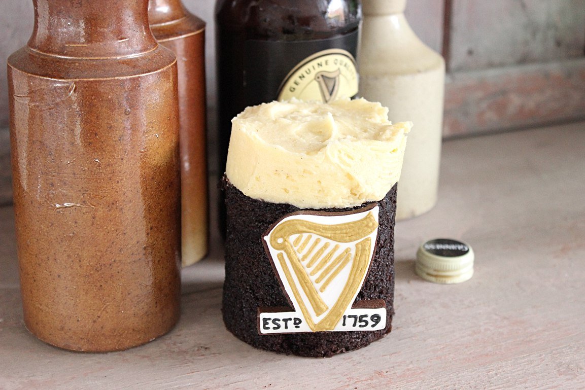 Let's bake chocolate & guinness cake - Biscuiteers