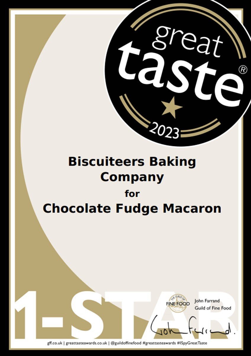 12 Birthday Macarons - Biscuiteers