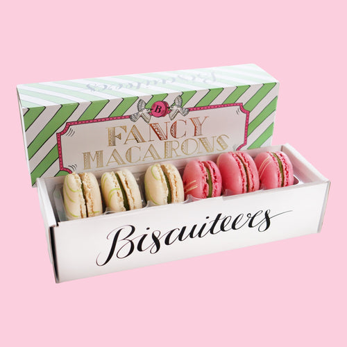 6 Matcha Latte Macarons - Biscuiteers