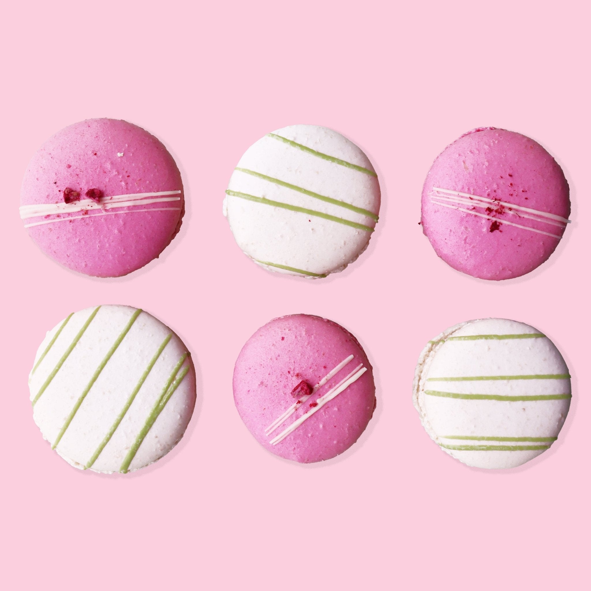 6 Matcha Latte Macarons - Biscuiteers