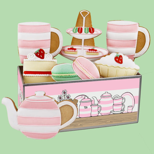 Biscuiteers x Cornishware Time for Tea Hamper - Biscuiteers