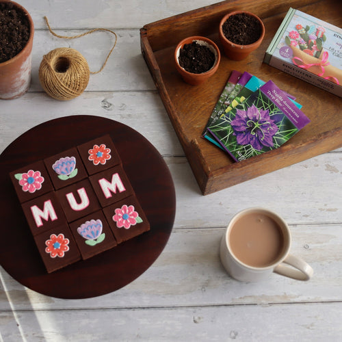 Blooming Lovely Gift Box - Biscuiteers