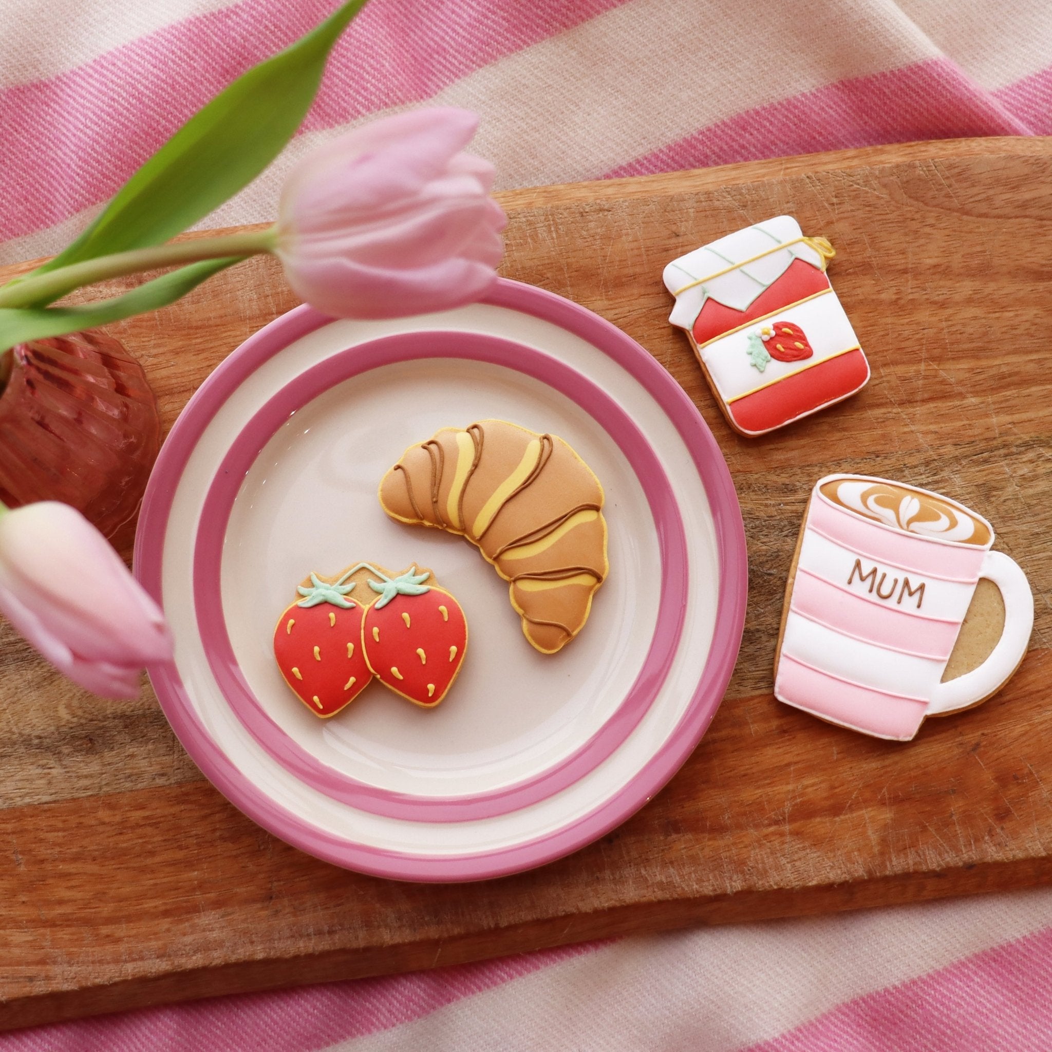 Breakfast in Bed Letterbox Biscuits - Biscuiteers