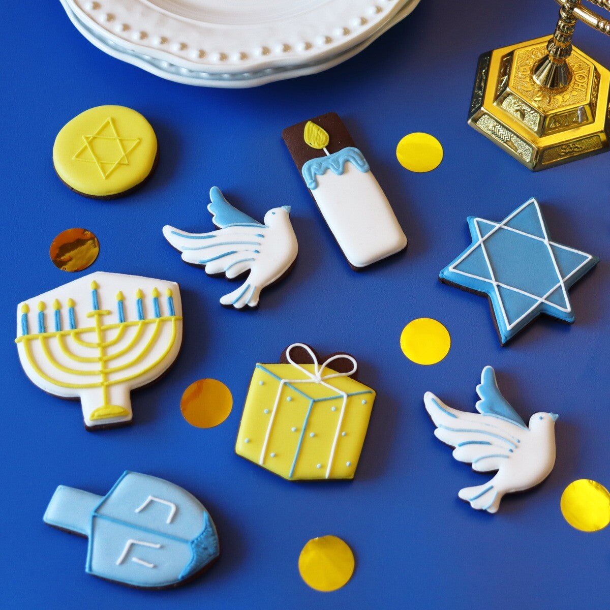Chanukah Luxe Biscuit Tin - Biscuiteers