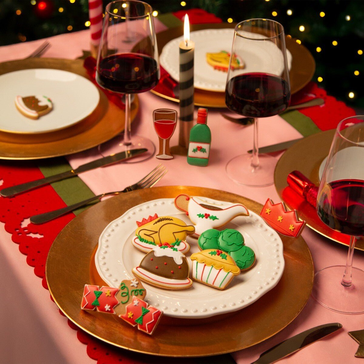 Christmas Feast Biscuit Tin - Biscuiteers
