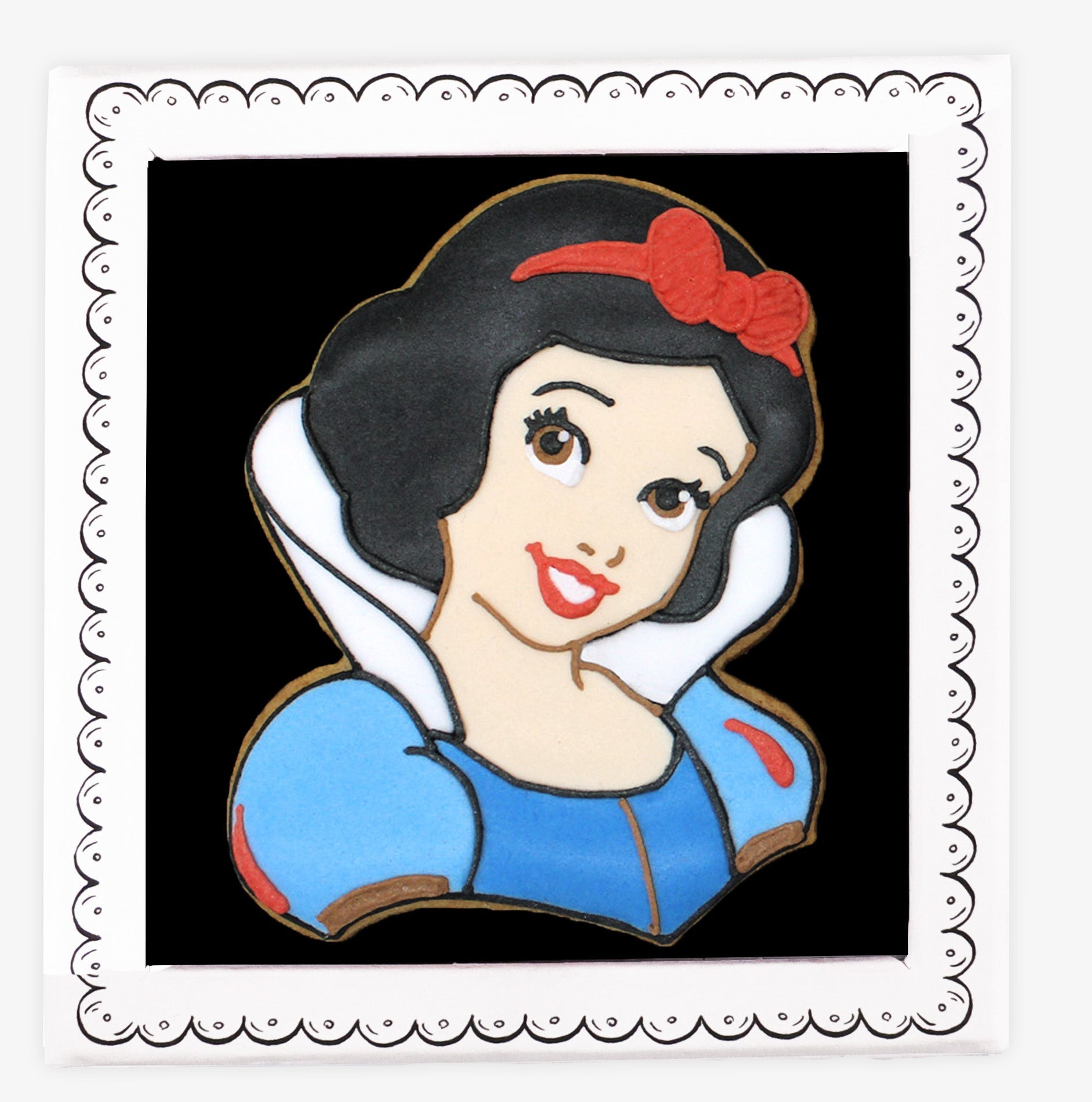 Disney Snow White Letterbox Biscuit - Biscuiteers