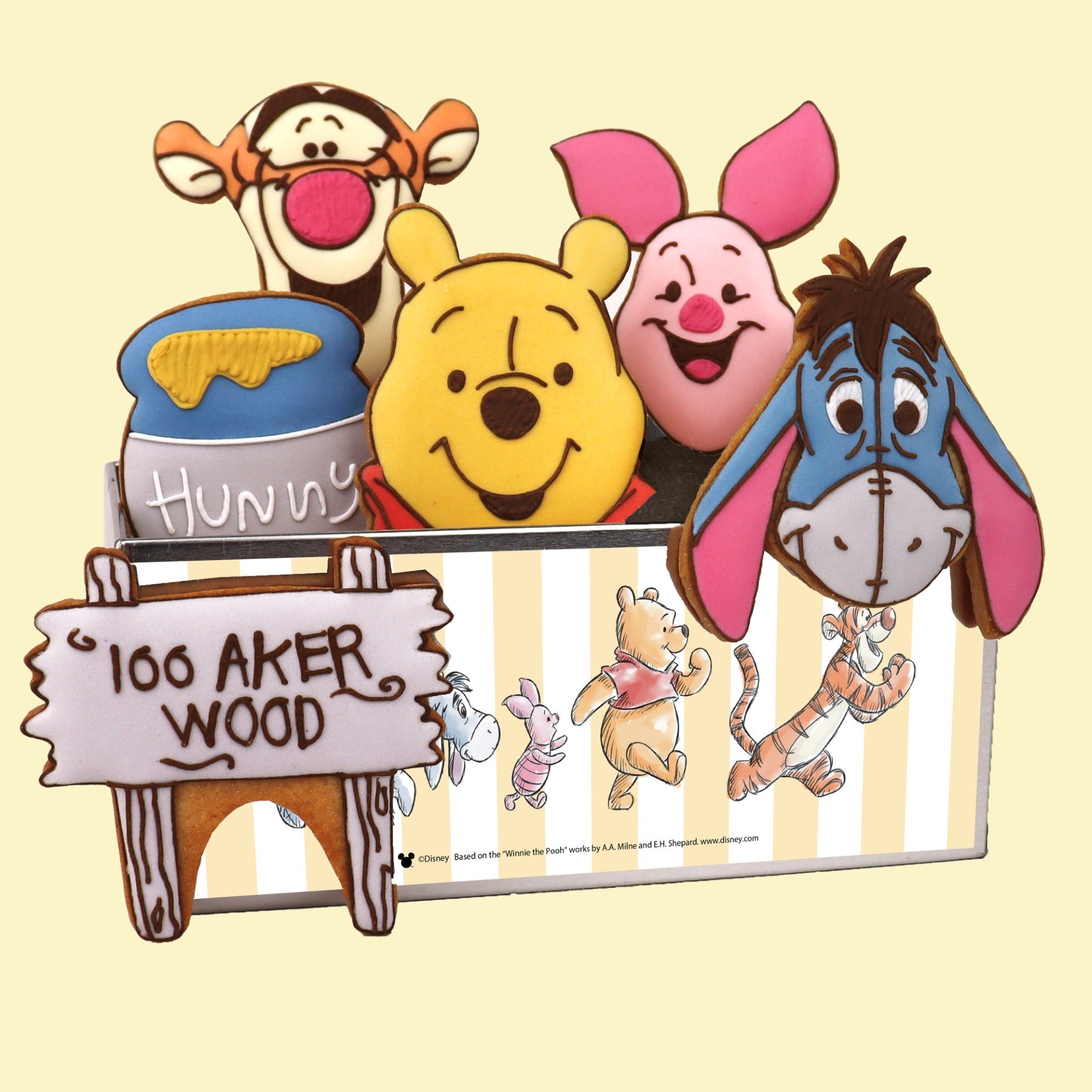 Disney Winnie the Pooh Biscuit Tin - Biscuiteers