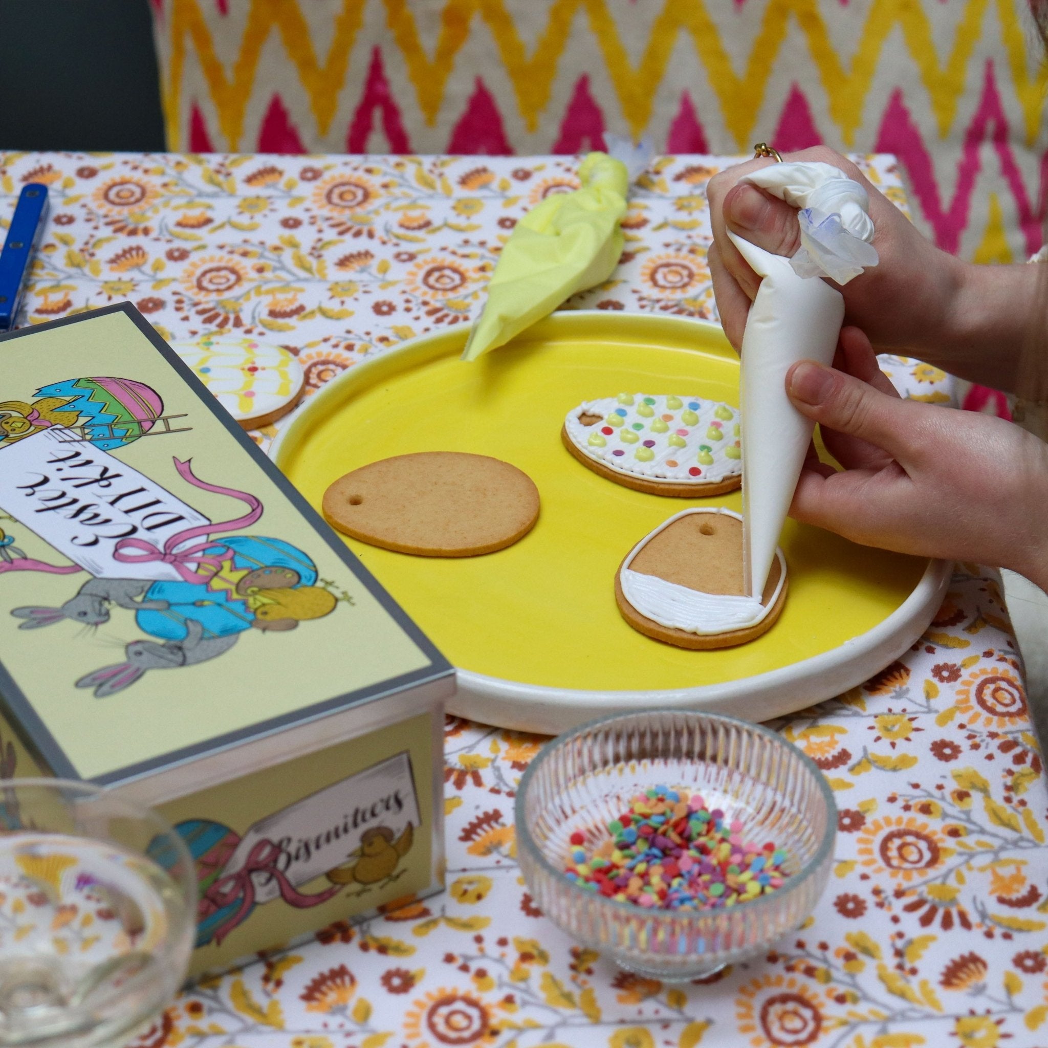 Easter Tree DIY Kit - Biscuiteers