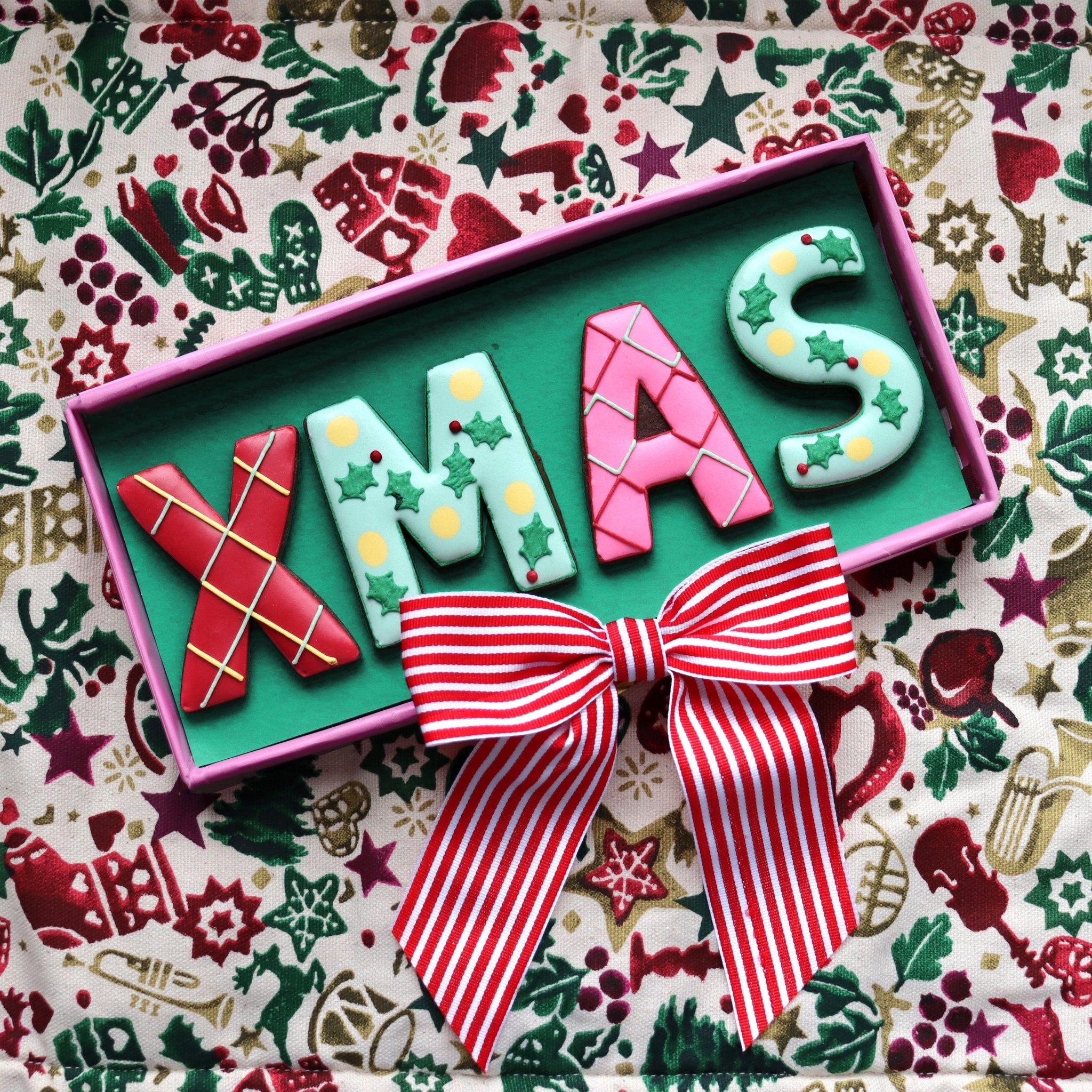 It's XMAS! Letterbox Biscuits - Biscuiteers