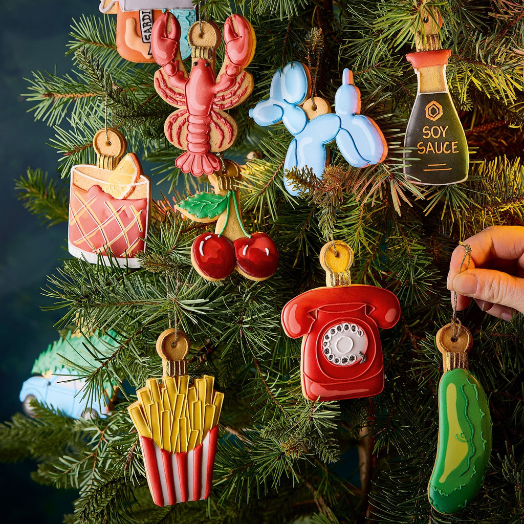 Kitsch Decorations Biscuit Tin - Biscuiteers