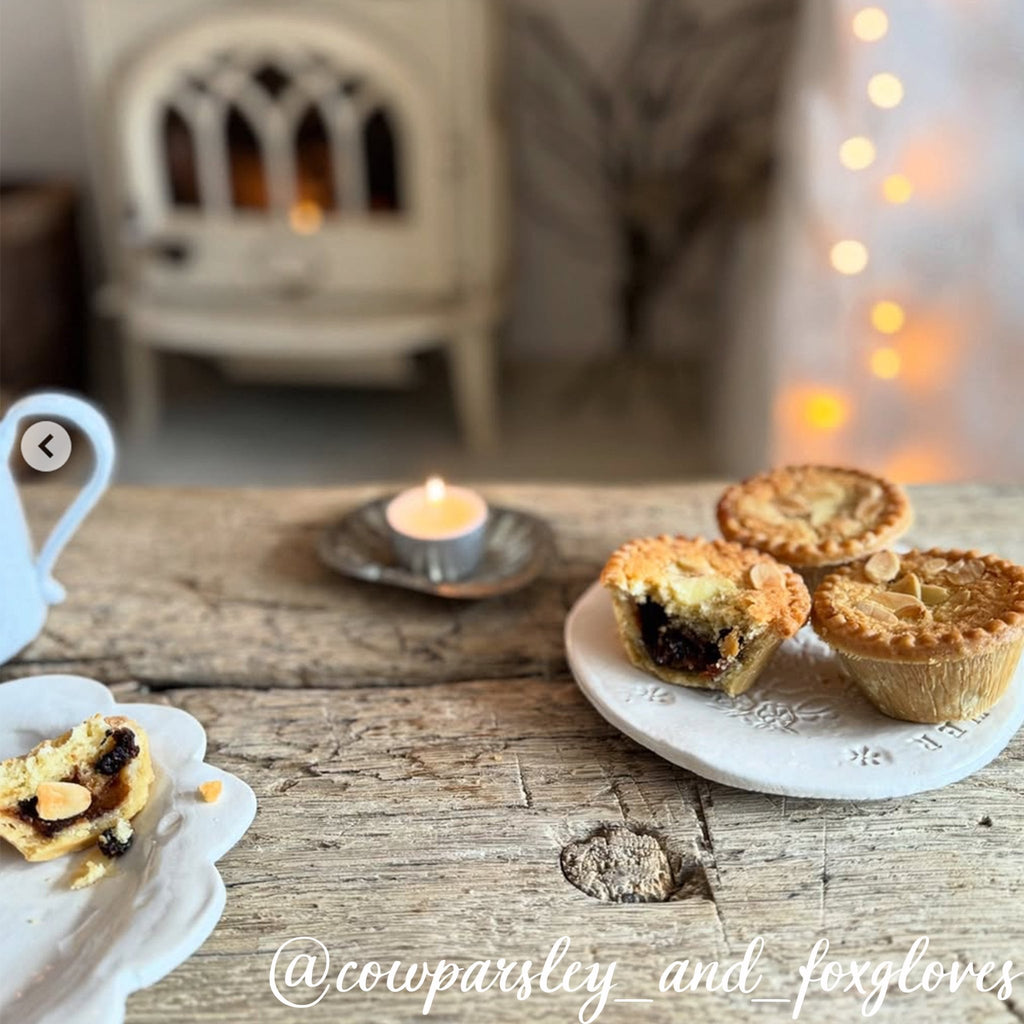 Mince Pies Gift Box - Biscuiteers