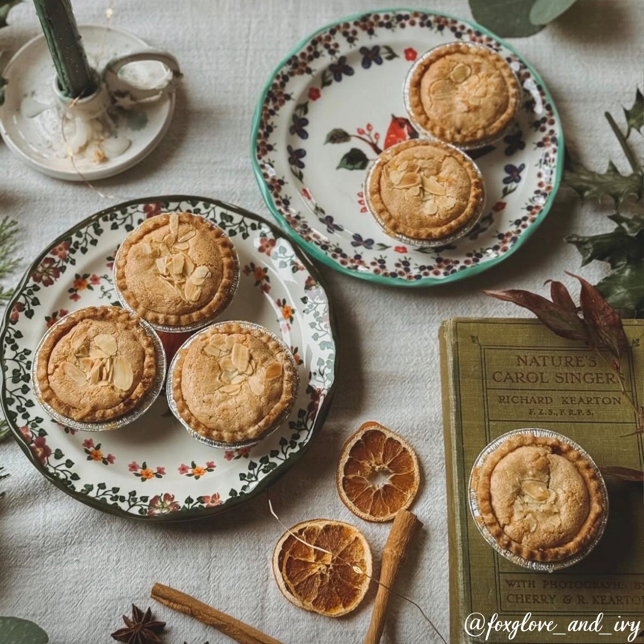 Mince Pies Gift Box - Biscuiteers