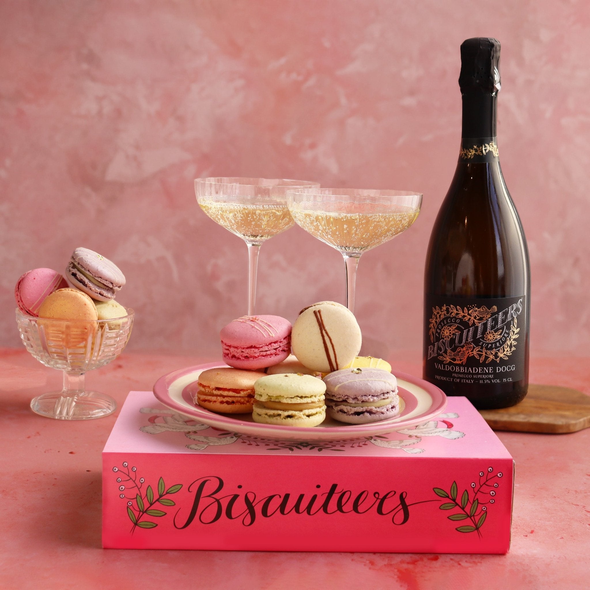 Mother's Day Macaron Gift Box - Biscuiteers