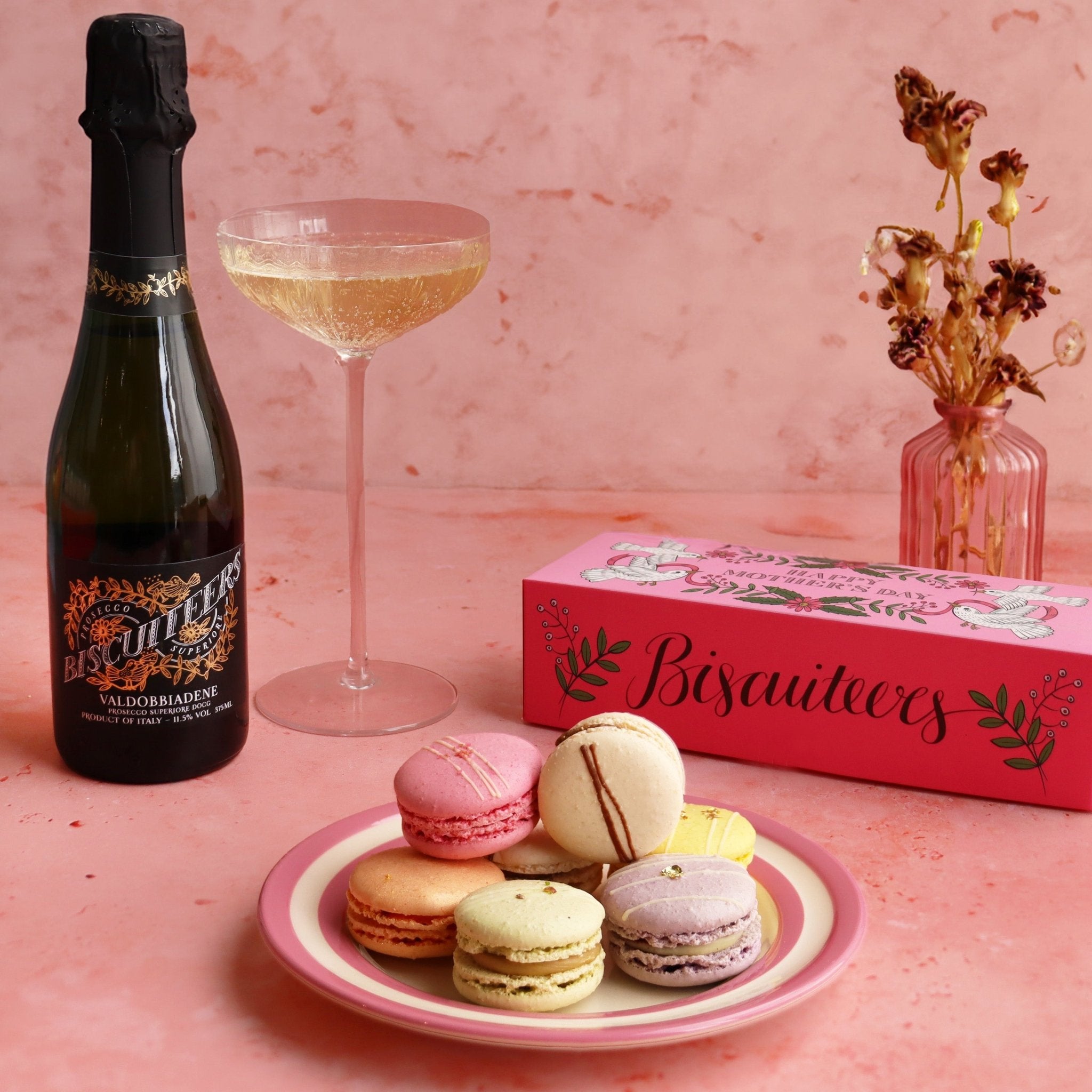 Mother's Day Macaron Mini Gift Box - Biscuiteers