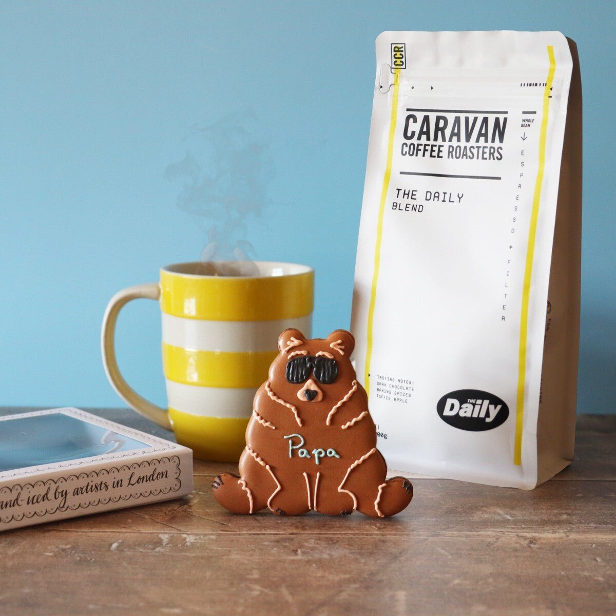 Papa Bear Pick Me Up Mini Gift Box - Biscuiteers