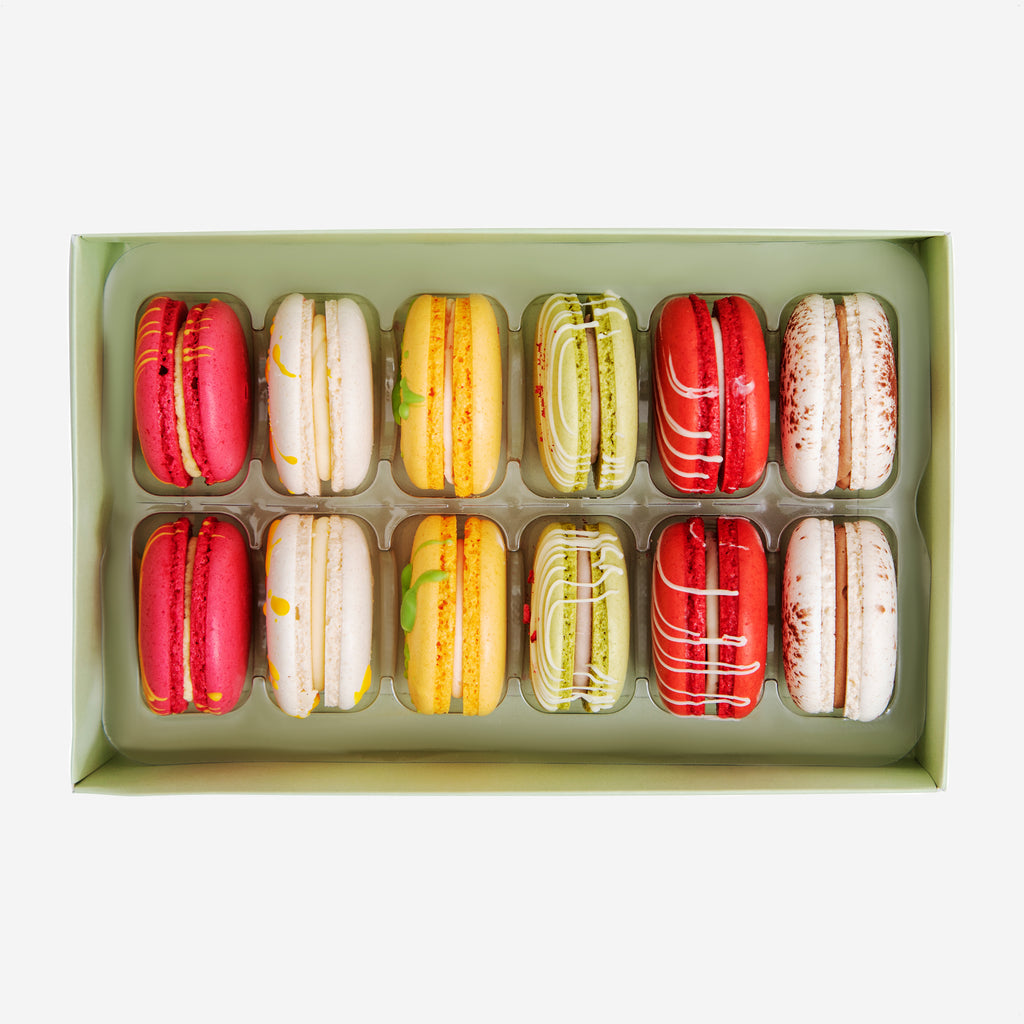 12 Spring Macarons