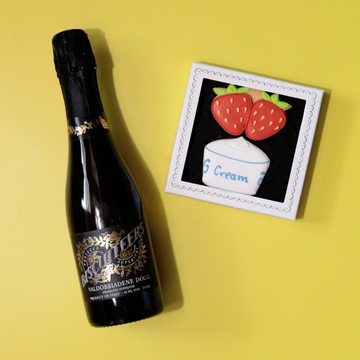 Strawberries And Cream Mini Gift Box - Biscuiteers