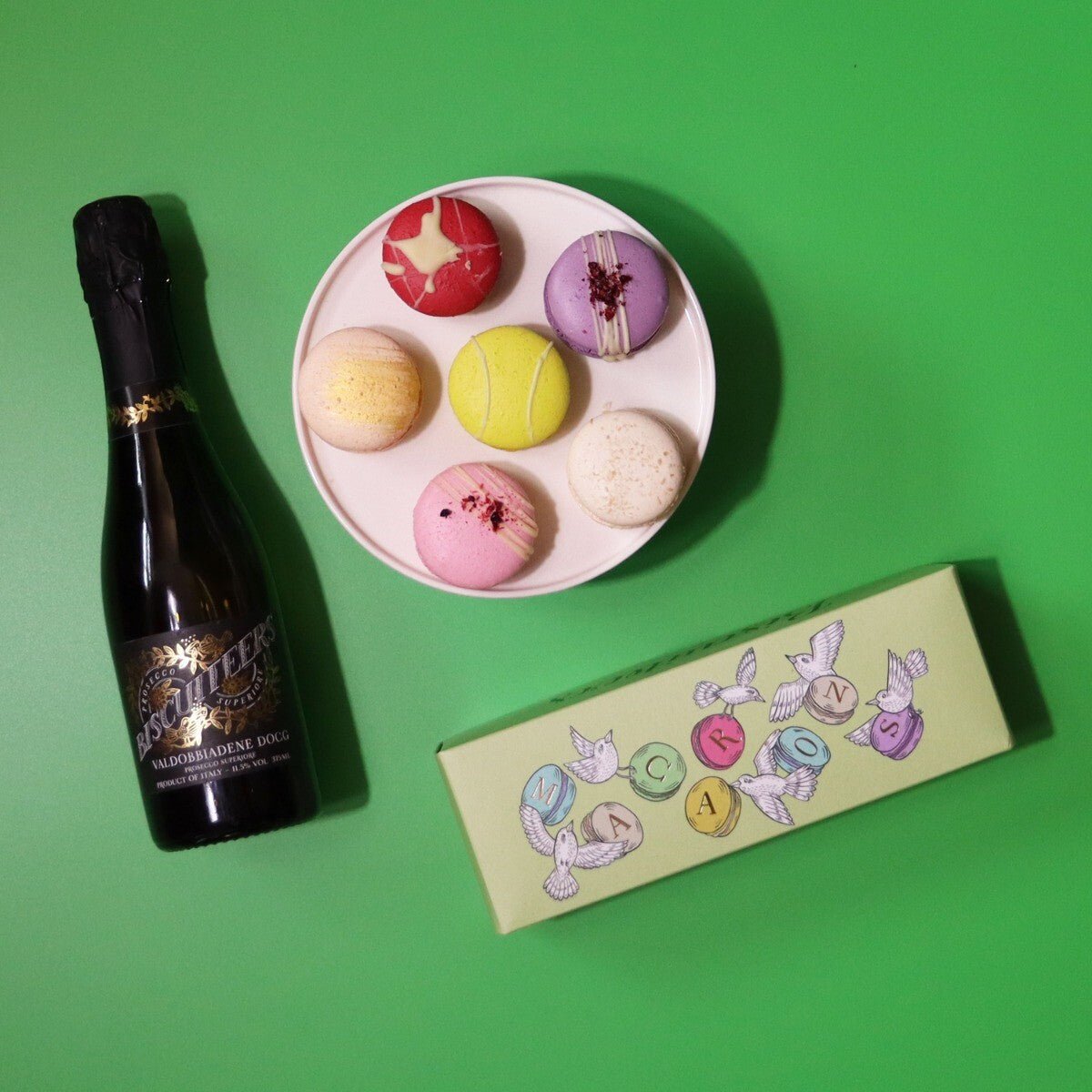 Summer Macarons Mini Gift Box - Biscuiteers
