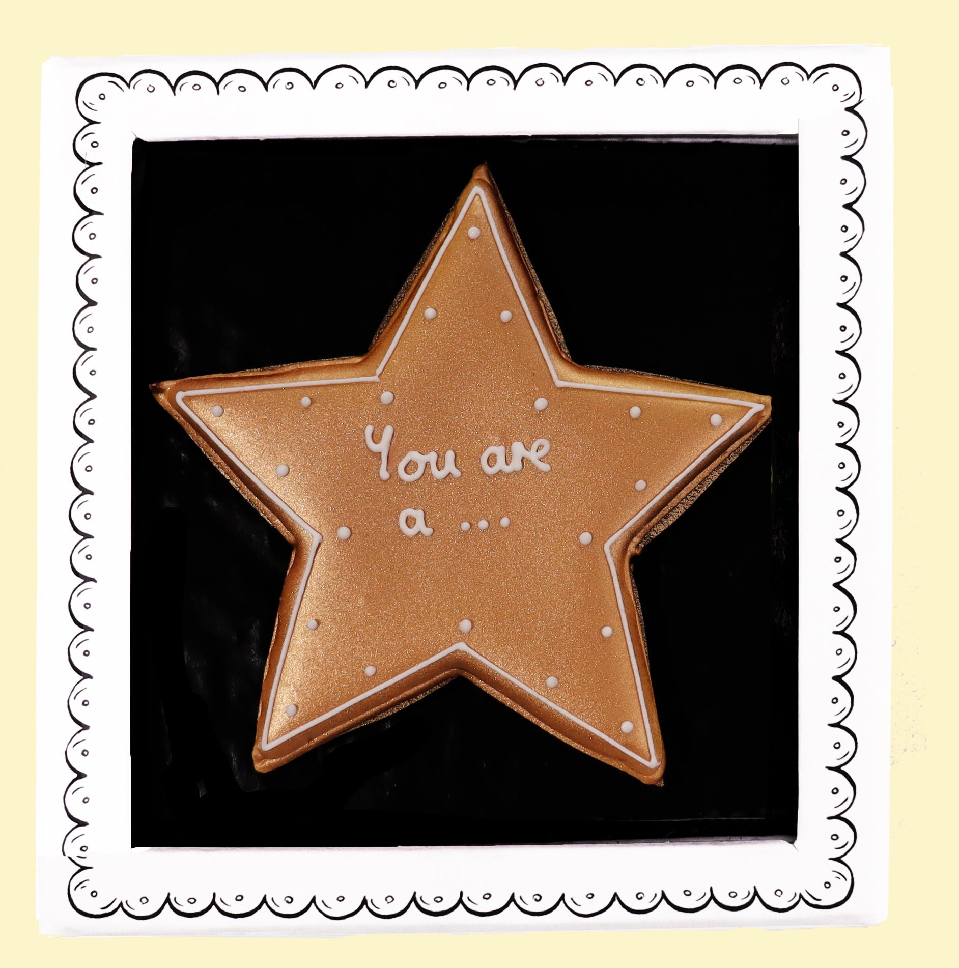 You're A Star Mini Gift Box - Biscuiteers